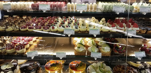 Shopping Mall «The Mall in Columbia», reviews and photos, 10300 Little Patuxent Pkwy, Columbia, MD 21044, USA