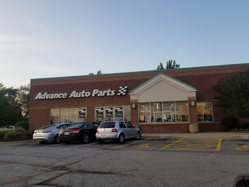Auto Parts Store «Advance Auto Parts», reviews and photos, 21240 Rockside Rd, Bedford, OH 44146, USA