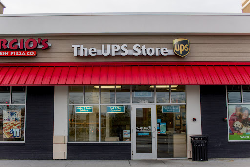 Shipping and Mailing Service «The UPS Store», reviews and photos, 13940 Cedar Rd, Cleveland, OH 44118, USA