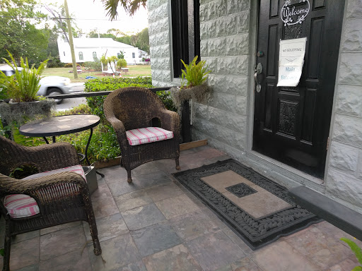 Beauty Salon «Studio 209 Beauty Salon», reviews and photos, 209 N Country Club Rd, Lake Mary, FL 32746, USA