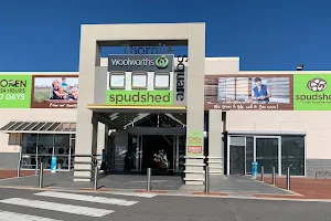 Thornlie Square Shopping Centre image