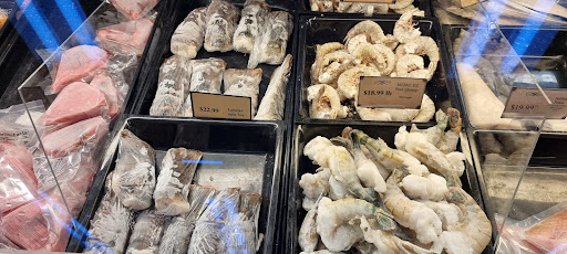 Grocery Store «D & W Fresh Market», reviews and photos, 2181 Wealthy St SE, East Grand Rapids, MI 49506, USA