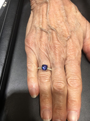 Jewelry Store «The Jewelry Exchange», reviews and photos, 100 E Main St, Norristown, PA 19401, USA