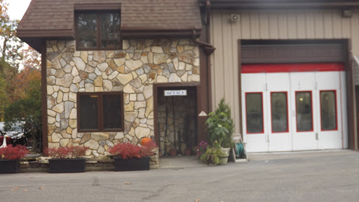 1040 NJ-33, Freehold, NJ 07728, USA