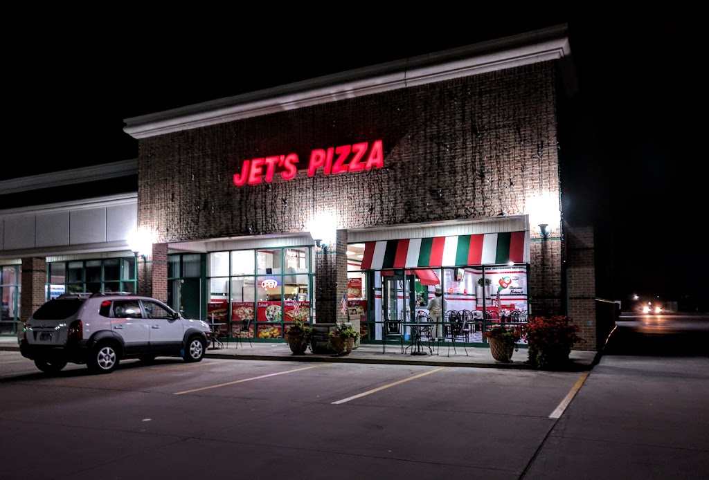 Jet's Pizza 48315