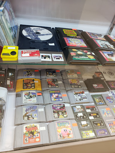 Second Hand Store «STUFF», reviews and photos, 9770 SE 82nd Ave, Happy Valley, OR 97086, USA