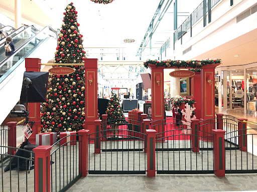 Shopping Mall «The Woodlands Mall», reviews and photos, 1201 Lake Woodlands Dr Suite 700, The Woodlands, TX 77380, USA