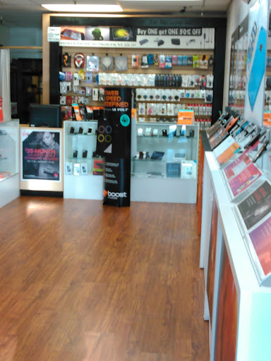Telecommunications Service Provider «Boost Mobile Store», reviews and photos, 9655 Elk Grove Florin Rd #4, Elk Grove, CA 95624, USA