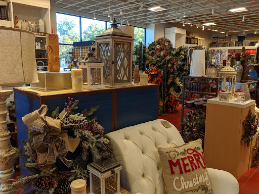 Shopping Mall «Oakway Center», reviews and photos, 2350 Oakmont Way #204, Eugene, OR 97401, USA