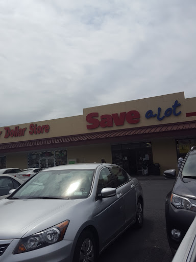Grocery Store «Save-A-Lot», reviews and photos, 810 Oley St, Reading, PA 19604, USA