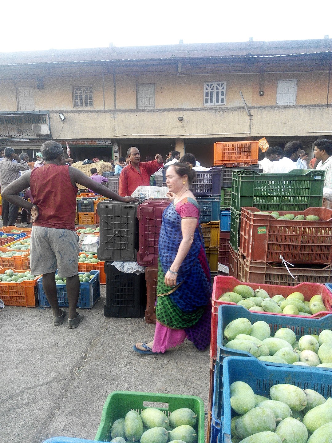 Sardar Fruit Market In The City Valsad