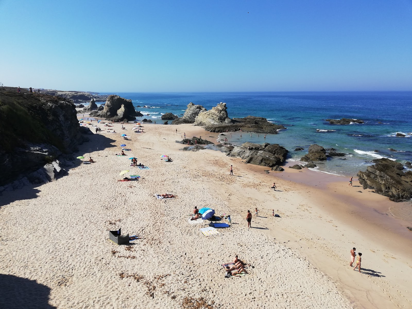 Foto von Praia da Samoqueira annehmlichkeitenbereich