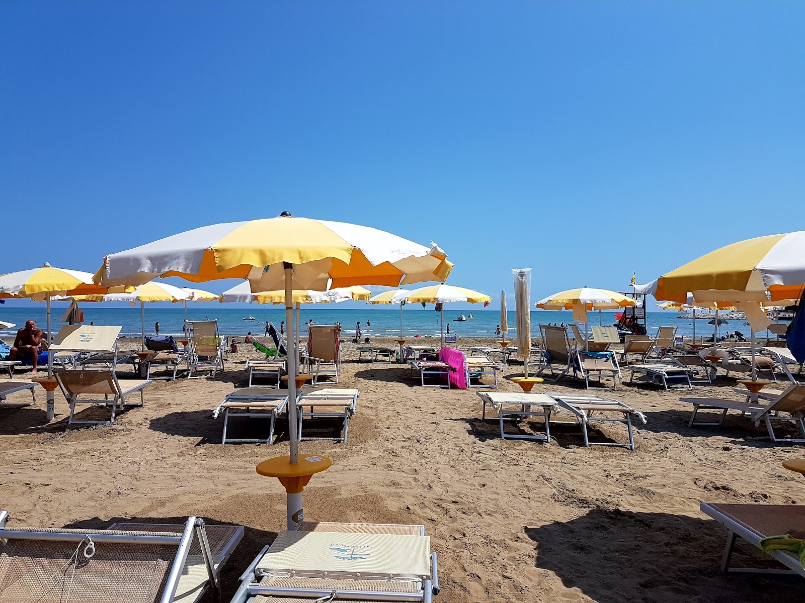 Foto af Spiaggia di Levante med rummelig kyst