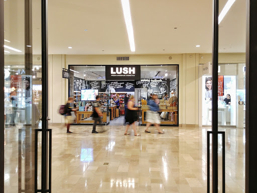 Shopping Mall «Westlake Center», reviews and photos, 400 Pine St, Seattle, WA 98101, USA