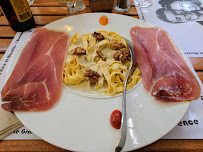 Plats et boissons du Restaurant français Le Variétés à Les Baux-de-Provence - n°8