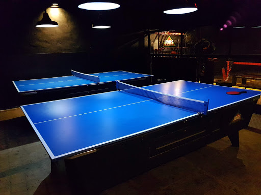 Parks with ping pong table in Buenos Aires