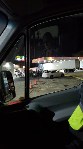 Convenience Store «Pilot Travel Center», reviews and photos, 979 NJ-173, Bloomsbury, NJ 08804, USA
