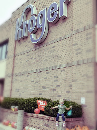 Grocery Store «Kroger», reviews and photos, 350 E Broad St, Pataskala, OH 43062, USA