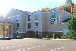 Holiday Inn Express & Suites St Marys, an IHG Hotel image