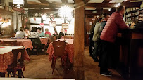 Atmosphère du Restaurant de spécialités alsaciennes Restaurant Au Cerf à Rœschwoog - n°9