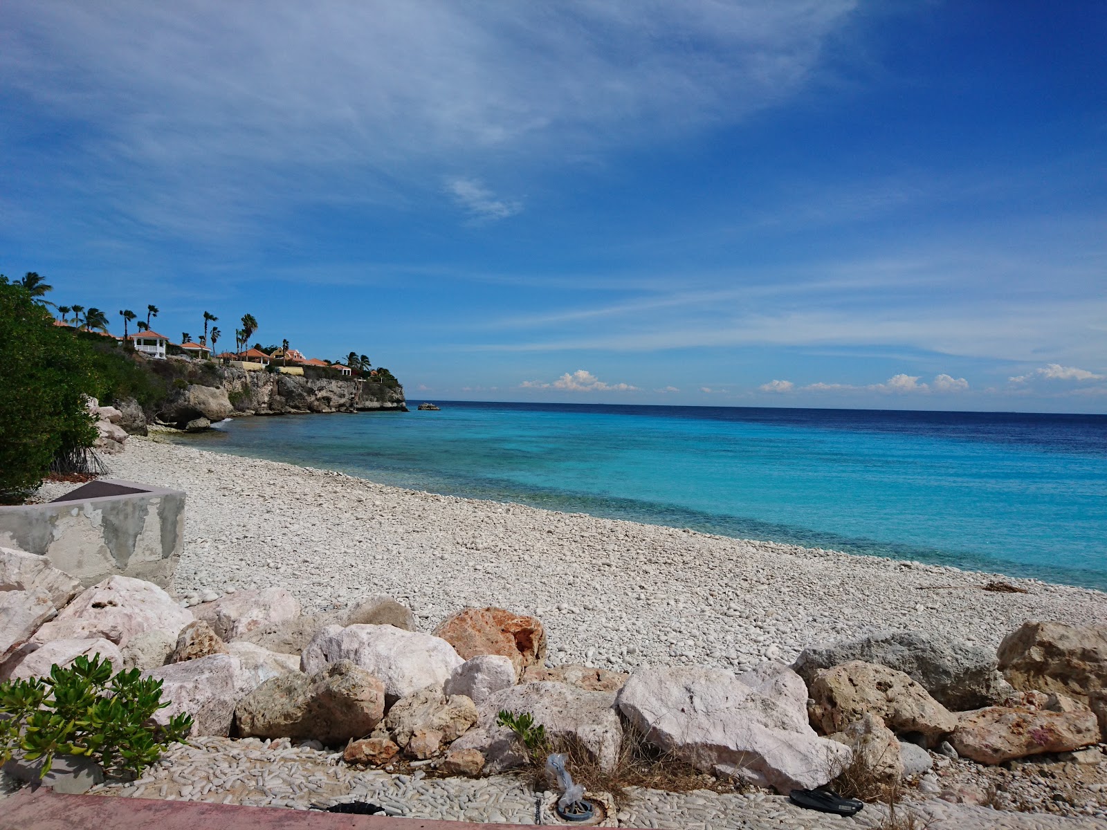 Fotografija Karakter beach z lahki kamenček površino