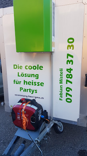 Rezensionen über Kühlanhängervermietung Fabian Misteli, "Die coole Lösung für heisse Partys und Feste" in Grenchen - Supermarkt