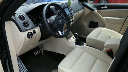 Car Wash «Car Wash Emporium», reviews and photos, 13820 W Dixie Hwy, North Miami, FL 33161, USA