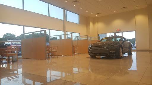 Ford Dealer «Lynn Layton Ford», reviews and photos, 3300 US-31, Decatur, AL 35603, USA