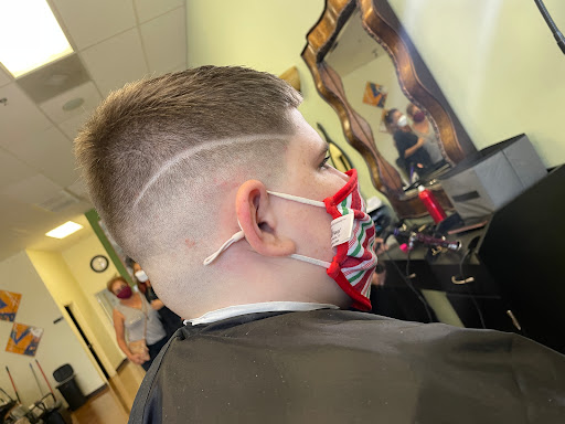 Beauty Salon «Clip & Flip Hair Salon», reviews and photos, 8802 Potranco Rd #108, San Antonio, TX 78251, USA