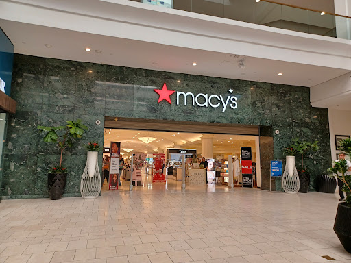 Shopping Mall «Westfield Fashion Square», reviews and photos, 14006 Riverside Dr, Sherman Oaks, CA 91423, USA