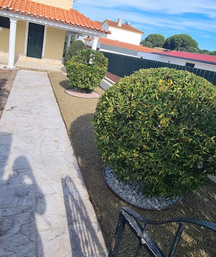 Avaliações doGirafa's Garden em Sesimbra - Jardinagem