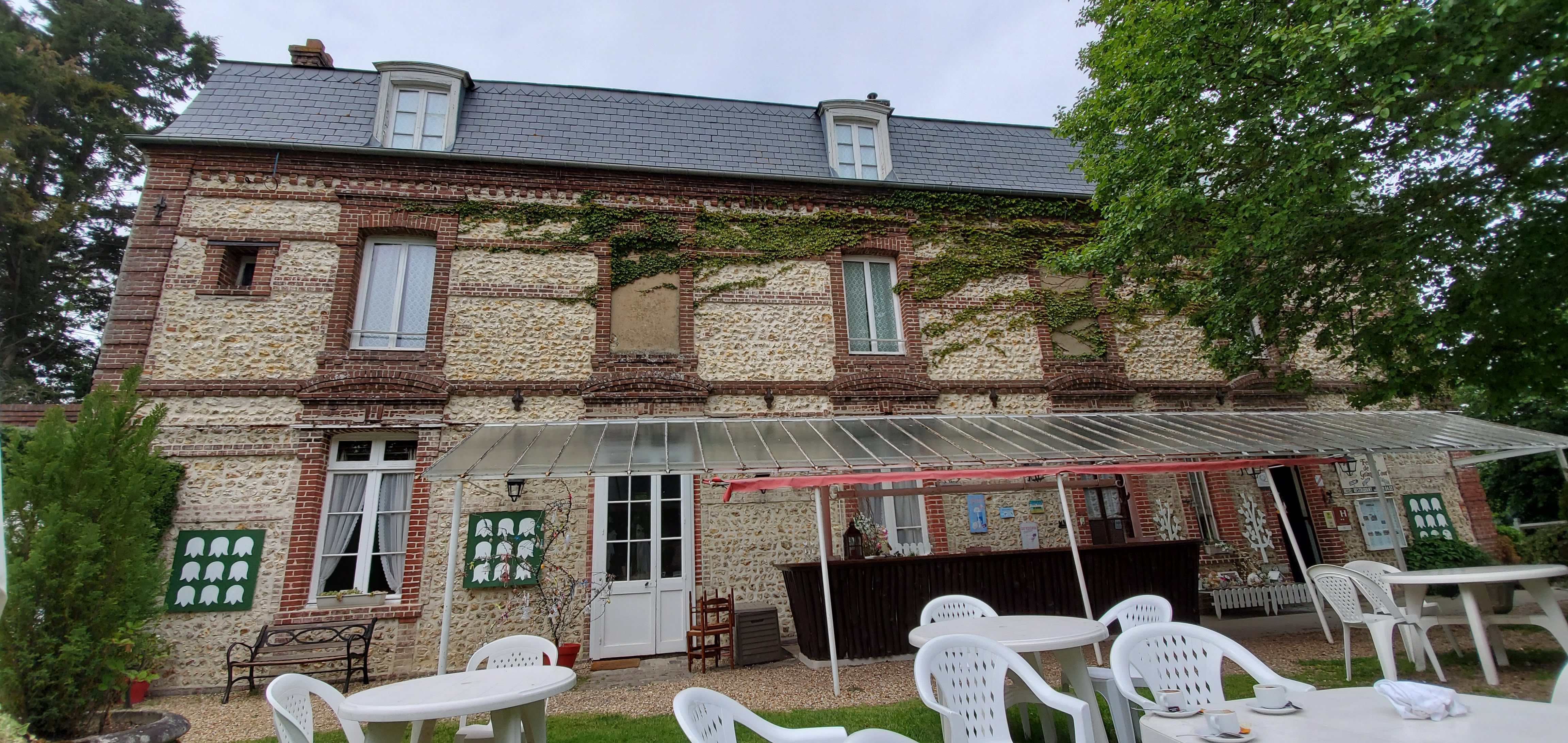 Photo n° 1 de l'avis de Gilles.a fait le 23/05/2019 à 11:31