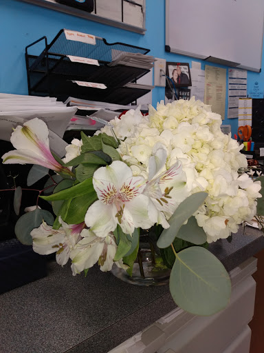 Florist «Carrollwood Florist», reviews and photos, 11745 N Dale Mabry Hwy, Tampa, FL 33618, USA