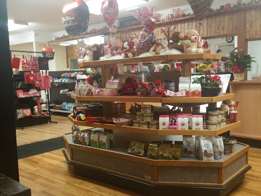 Grocery Store «River country store (live bait sold here )», reviews and photos, 2142 Mission Rd, Harpers Ferry, WV 25425, USA