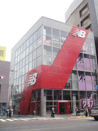 マスタングスニーカーを購入する店 東京