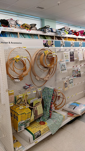 Fabric Store «Jo-Ann Fabrics and Crafts», reviews and photos, 580 Old Country Rd, Westbury, NY 11590, USA