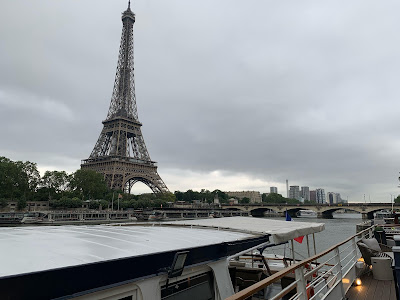 Bateau mon Paris à Paris