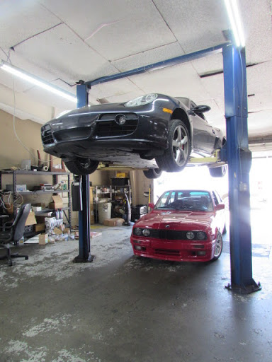Auto Repair Shop «European Motor Cars», reviews and photos, 4400 Roswell Rd NE, Atlanta, GA 30342, USA