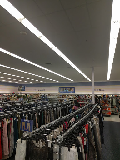 Thrift Store «Goodwill Thrift Store», reviews and photos, 13920 SW Pacific Hwy, Tigard, OR 97223, USA
