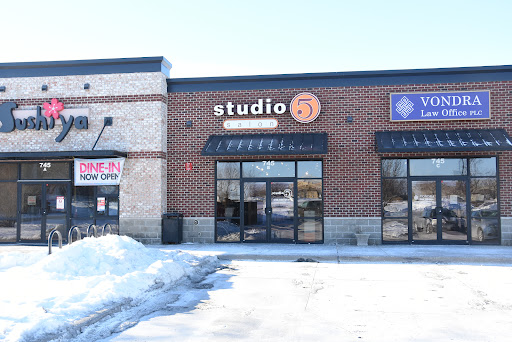 Beauty Salon «studio 5 salon», reviews and photos, 745 Community Dr, North Liberty, IA 52317, USA