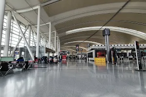Toronto Pearson International Airport image