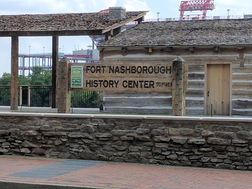 Liquor Store «Downtown Nashville Wine and Spirits», reviews and photos, 178 2nd Ave N, Nashville, TN 37201, USA