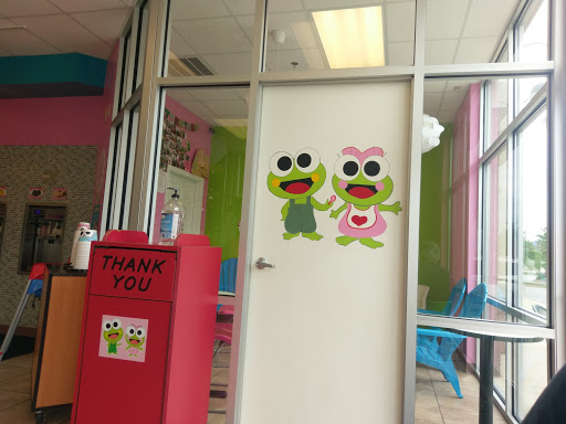 Frozen Yogurt Shop «Sweet Frog», reviews and photos, 2626 E Stone Dr, Kingsport, TN 37660, USA