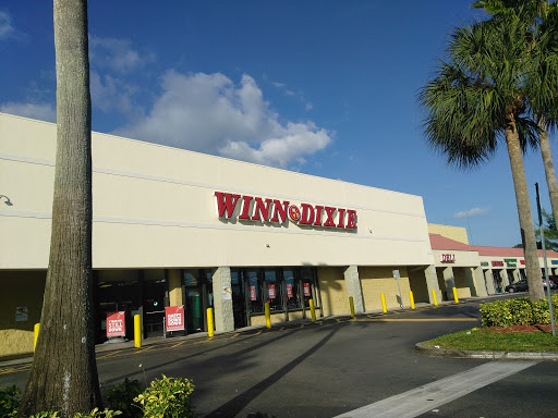 Grocery Store «Winn-Dixie», reviews and photos, 6301 County Line Rd, Miramar, FL 33023, USA