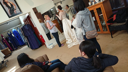Bridal Shop «Cocoa Couture», reviews and photos, 575 E Chocolate Ave, Hershey, PA 17033, USA
