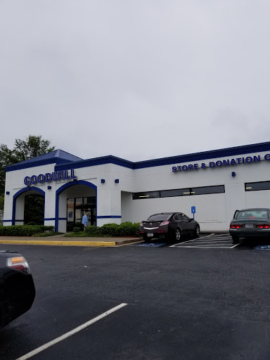 Thrift Store «Goodwill of North Georgia: Snellville Store and Donation Center», reviews and photos, 2340 Ronald Reagan Pkwy, Snellville, GA 30078, USA