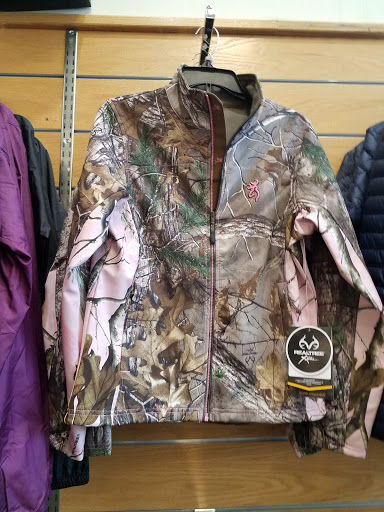 Outdoor Sports Store «Sierra Trading Post», reviews and photos, 530 E Sonata Ln, Meridian, ID 83642, USA