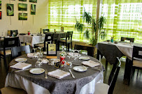 Atmosphère du Restaurant La Table du Pradon à Gonfreville-l'Orcher - n°1