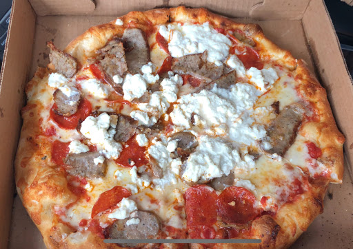 American Restaurant «Portsmouth Gas Light Co.», reviews and photos, 64 Market St, Portsmouth, NH 03801, USA