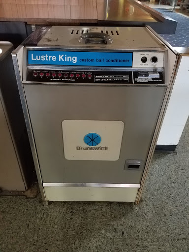 Bowling Alley «Curtis Lanes», reviews and photos, 45 Scotch Rd, Ewing Township, NJ 08628, USA